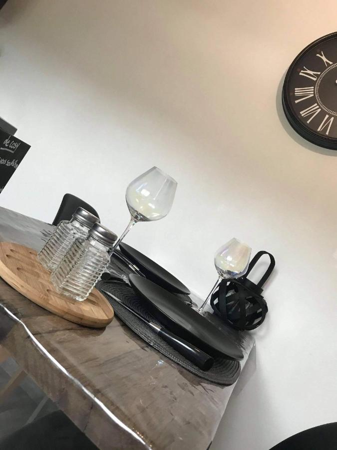 Le Cosy Apartment Cherbourg ภายนอก รูปภาพ